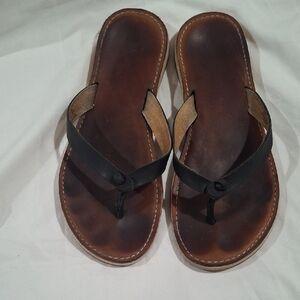 OluKai Women's  Black and Brown Flip-Flops Size 9